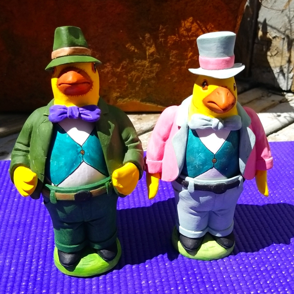 COPY ๐บ๐ฆ Easter Egg Pals Collectible Set of 2 Vintage New